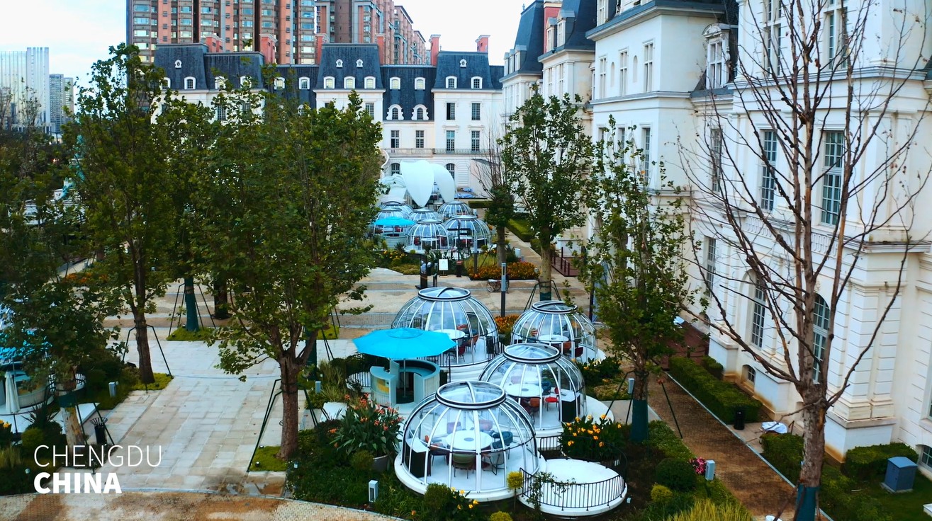 Prohlédněte si naše zastřešení v desetimilionovém městě Chengdu v Číne